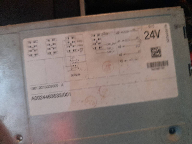 Тягач Mercedes-Benz ACTROS 1845 LS: фото 13 Тягач Mercedes-Benz ACTROS 1845 LS: фото 13