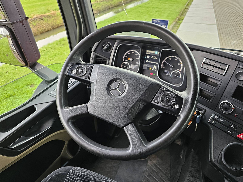Тягач Mercedes-Benz ACTROS 1845 LS: фото 10 Тягач Mercedes-Benz ACTROS 1845 LS: фото 10