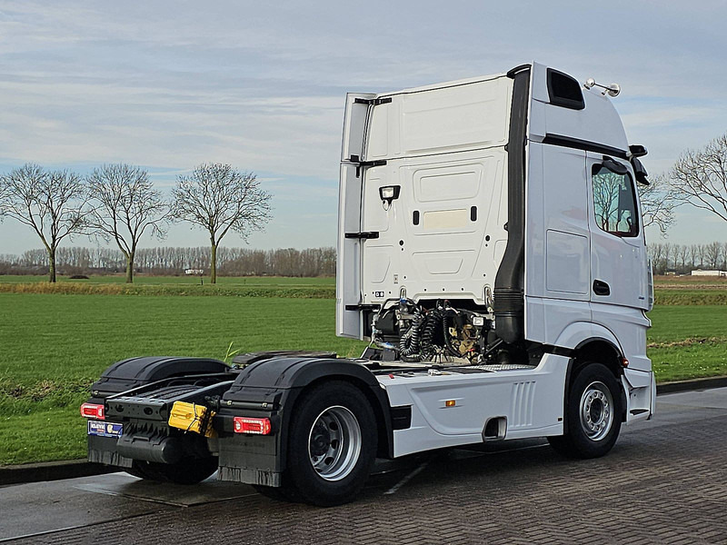 Mercedes-Benz ACTROS 1851 LS GIGASP. RET. NIGHTAC - Тягач: фото 3 Mercedes-Benz ACTROS 1851 LS GIGASP. RET. NIGHTAC - Тягач: фото 3