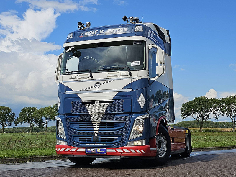 Volvo FH 500 SKIRTS 2X TANK VEB+ - Тягач: фото 1 Volvo FH 500 SKIRTS 2X TANK VEB+ - Тягач: фото 1