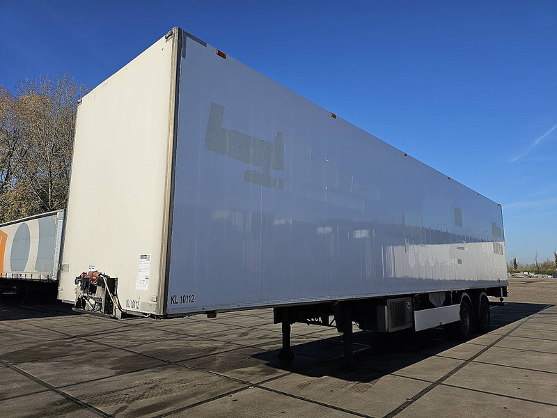 Van Eck U T-2 I - Полуприцеп-фургон: фото 1 Van Eck U T-2 I - Полуприцеп-фургон: фото 1