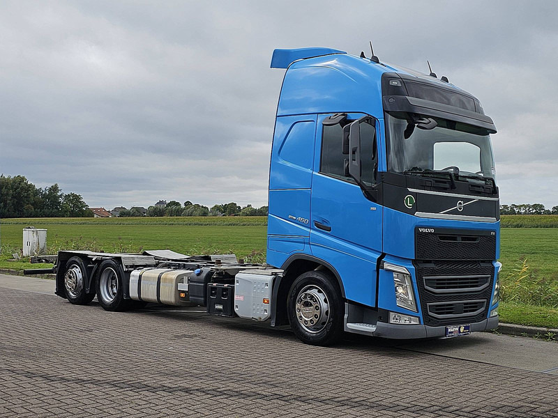 Volvo FH 460 - Грузовик-контейнеровоз/ Сменный кузов: фото 5 Volvo FH 460 - Грузовик-контейнеровоз/ Сменный кузов: фото 5