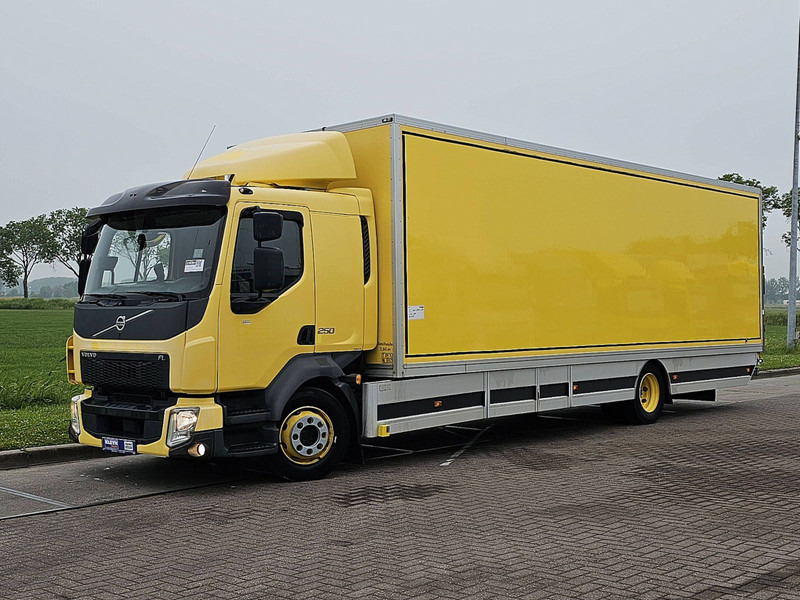 Volvo FL 250.12 TAILLIFT AIRCO DOORS - Грузовик с закрытым кузовом: фото 2 Volvo FL 250.12 TAILLIFT AIRCO DOORS - Грузовик с закрытым кузовом: фото 2