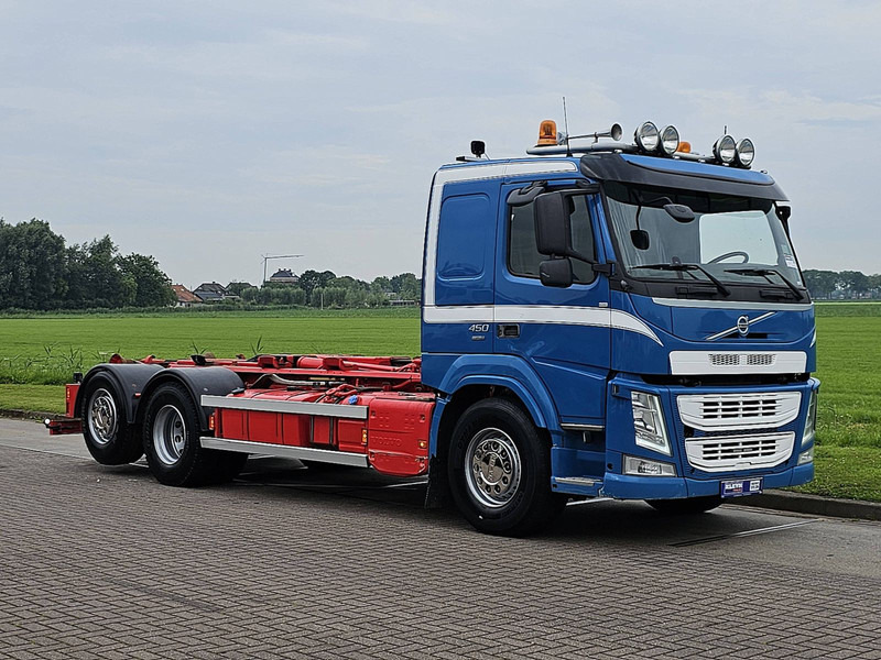 Volvo FM 450 6X2*4 HIAB XR18SL56 - Крюковой мультилифт: фото 5 Volvo FM 450 6X2*4 HIAB XR18SL56 - Крюковой мультилифт: фото 5
