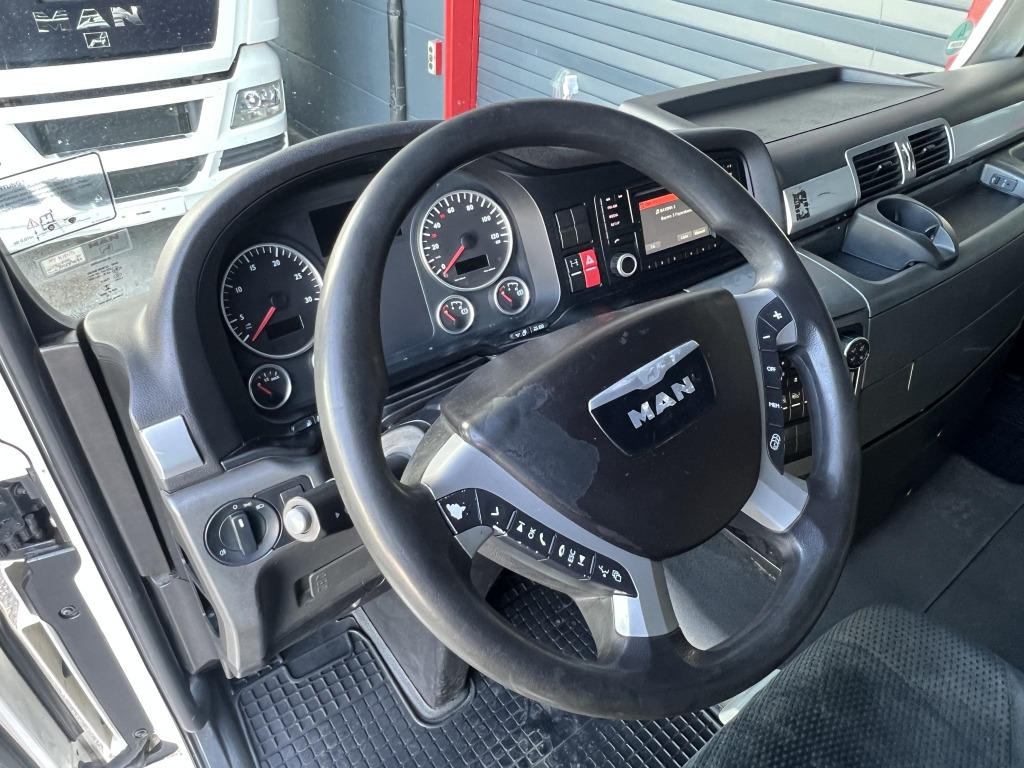 Тягач MAN TGX 18.440 Eu6 Klimaaut. Motorbremse Kühlschrank: фото 13