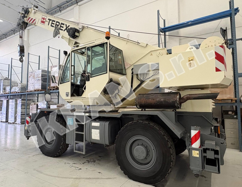 Terex A350 - Короткобазный кран: фото 2 Terex A350 - Короткобазный кран: фото 2