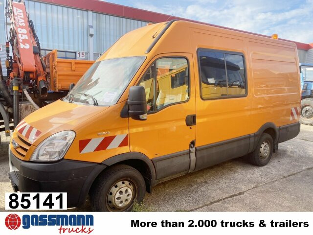 Iveco Daily 35S12 2,3 HPI 4x2, 8 Sitzplätze - Грузопассажирский фургон: фото 1 Iveco Daily 35S12 2,3 HPI 4x2, 8 Sitzplätze - Грузопассажирский фургон: фото 1