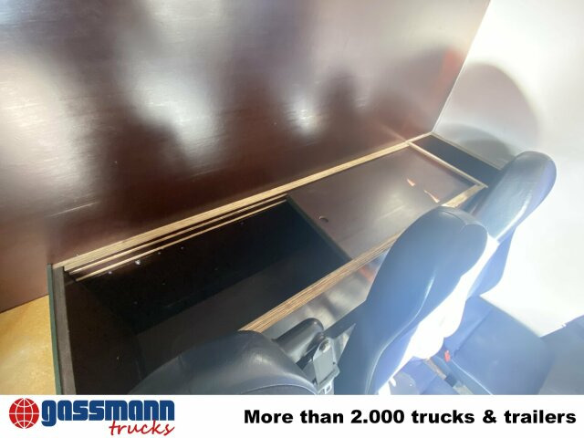 Iveco Daily 35S12 2,3 HPI 4x2, 8 Sitzplätze - Грузопассажирский фургон: фото 4 Iveco Daily 35S12 2,3 HPI 4x2, 8 Sitzplätze - Грузопассажирский фургон: фото 4