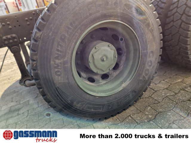 Новый Грузовик-шасси Iveco Trakker AD260T45 6x4, BRANDSCHADEN FAHRERHAUS!: фото 7