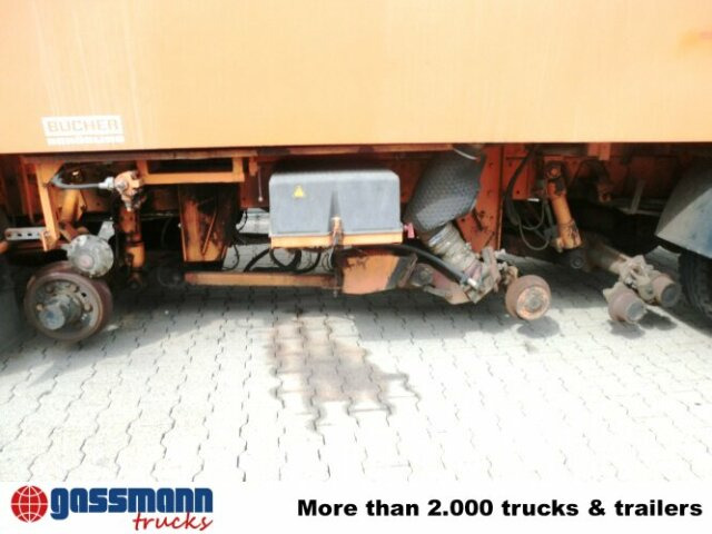 Подметально-уборочная машина MAN M03 14.152 4x2, Schienenkehrmaschine: фото 10