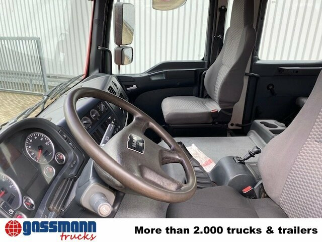 MAN TGM 18.280 4x2 BL Doka - Крюковой мультилифт: фото 2 MAN TGM 18.280 4x2 BL Doka - Крюковой мультилифт: фото 2