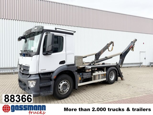 Mercedes-Benz Actros 1832 L 4x2, Navi, MultimediaCockpit, Funk - Портальный бункеровоз: фото 1 Mercedes-Benz Actros 1832 L 4x2, Navi, MultimediaCockpit, Funk - Портальный бункеровоз: фото 1