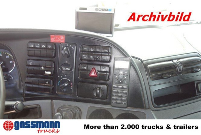 Mercedes-Benz Actros 2551L/6x2, Lenk-Liftachse V 8 Motor - Грузовик-шасси: фото 4 Mercedes-Benz Actros 2551L/6x2, Lenk-Liftachse V 8 Motor - Грузовик-шасси: фото 4