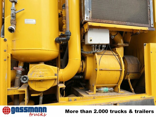 Mercedes-Benz Actros 3243 K 8x4/4, Müller Saug- und - Подметально-уборочная машина: фото 4 Mercedes-Benz Actros 3243 K 8x4/4, Müller Saug- und - Подметально-уборочная машина: фото 4