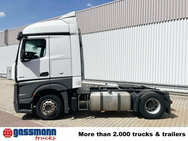 Mercedes-Benz Actros 1842/45 LS 4x2, 3x VORHANDEN - Тягач: фото 2 Mercedes-Benz Actros 1842/45 LS 4x2, 3x VORHANDEN - Тягач: фото 2