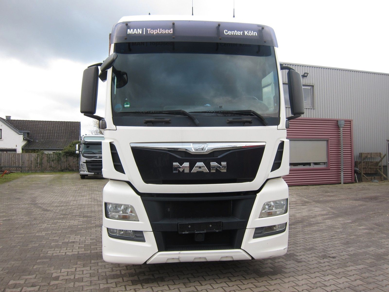MAN TGX 18 440 XXL Retarder 730tkm 2xTank - Тягач: фото 2 MAN TGX 18 440 XXL Retarder 730tkm 2xTank - Тягач: фото 2