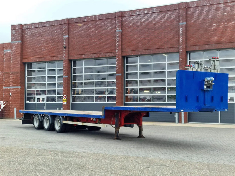 Lecitrailer Semi 3 axle - BPW Axle - Twist locks - Низкорамный полуприцеп: фото 1 Lecitrailer Semi 3 axle - BPW Axle - Twist locks - Низкорамный полуприцеп: фото 1