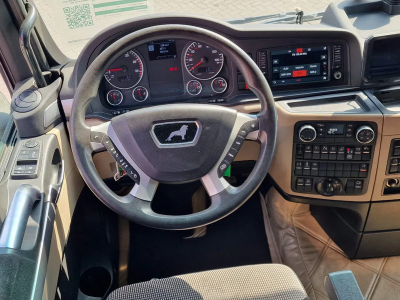 Грузовик для перевозки животных MAN TGX 500 6x2 - 3 deck Cuppers + 4 deck Cuppers 2019 trailer - Water & Ventilation - Night clima -: фото 13