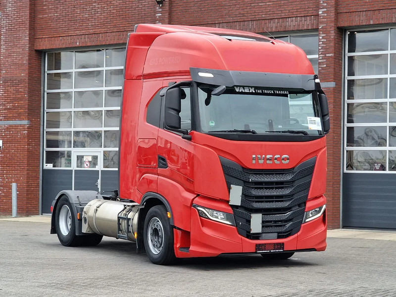 Iveco S-WAY 460 LNG - 4x2 - Retarder - 2x tank - Тягач: фото 1 Iveco S-WAY 460 LNG - 4x2 - Retarder - 2x tank - Тягач: фото 1