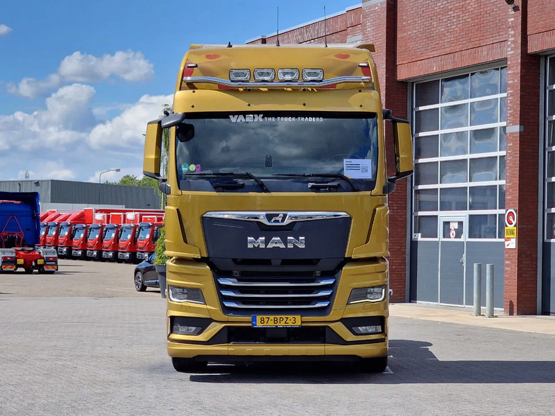 MAN TGX 18.470 4x2 - Retarder - Night clima - 2x tank - Lightbar - Alloy wheels - Тягач: фото 2 MAN TGX 18.470 4x2 - Retarder - Night clima - 2x tank - Lightbar - Alloy wheels - Тягач: фото 2