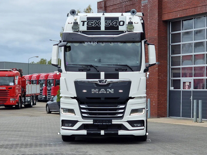 MAN TGX 18.540 GX - New - Retarder - Night clima - Alcoa - Show truck - Lightbar - - Тягач: фото 2 MAN TGX 18.540 GX - New - Retarder - Night clima - Alcoa - Show truck - Lightbar - - Тягач: фото 2
