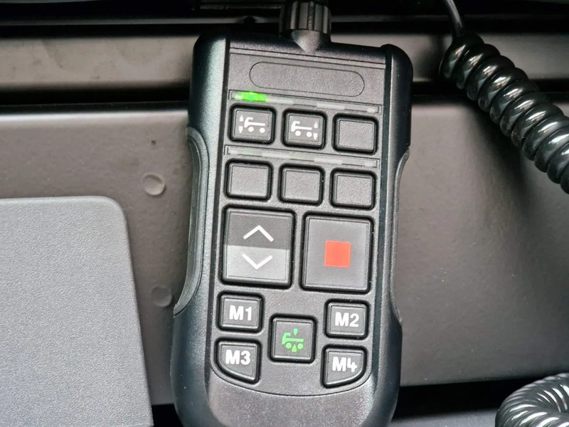 Scania S460 Highline 4x2 - NEW - Full spec - Custom exterior - Full air - Retarder - Show truck лизинг Scania S460 Highline 4x2 - NEW - Full spec - Custom exterior - Full air - Retarder - Show truck: фото 16 Scania S460 Highline 4x2 - NEW - Full spec - Custom exterior - Full air - Retarder - Show truck лизинг Scania S460 Highline 4x2 - NEW - Full spec - Custom exterior - Full air - Retarder - Show truck: фото 16