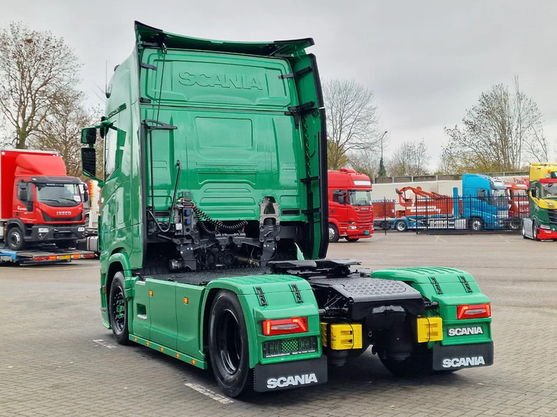 Scania S460 Highline 4x2 - NEW - Full spec - Custom exterior - Full air - Retarder - Show truck лизинг Scania S460 Highline 4x2 - NEW - Full spec - Custom exterior - Full air - Retarder - Show truck: фото 6 Scania S460 Highline 4x2 - NEW - Full spec - Custom exterior - Full air - Retarder - Show truck лизинг Scania S460 Highline 4x2 - NEW - Full spec - Custom exterior - Full air - Retarder - Show truck: фото 6