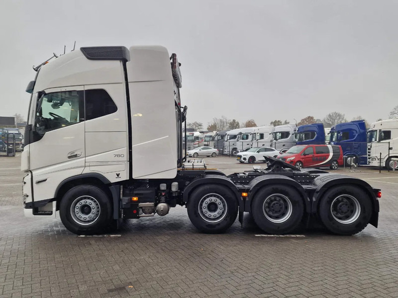 Volvo FH 16.780 8x4*4 Globetrotter XL - 245T GCW - New - Full air - I parkcool - Retarder - Тягач: фото 4 Volvo FH 16.780 8x4*4 Globetrotter XL - 245T GCW - New - Full air - I parkcool - Retarder - Тягач: фото 4