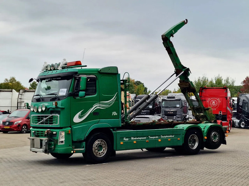 Volvo FH 13.440 6x2*4 - HIAB Hooklift 17T - Euro 5 - I shift - Steering axle - Крюковой мультилифт: фото 3 Volvo FH 13.440 6x2*4 - HIAB Hooklift 17T - Euro 5 - I shift - Steering axle - Крюковой мультилифт: фото 3