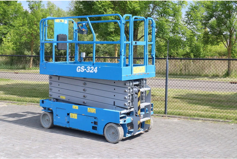 Genie GS-3246 | 12 METER | 318 KG - Ножничный подъемник: фото 2 Genie GS-3246 | 12 METER | 318 KG - Ножничный подъемник: фото 2