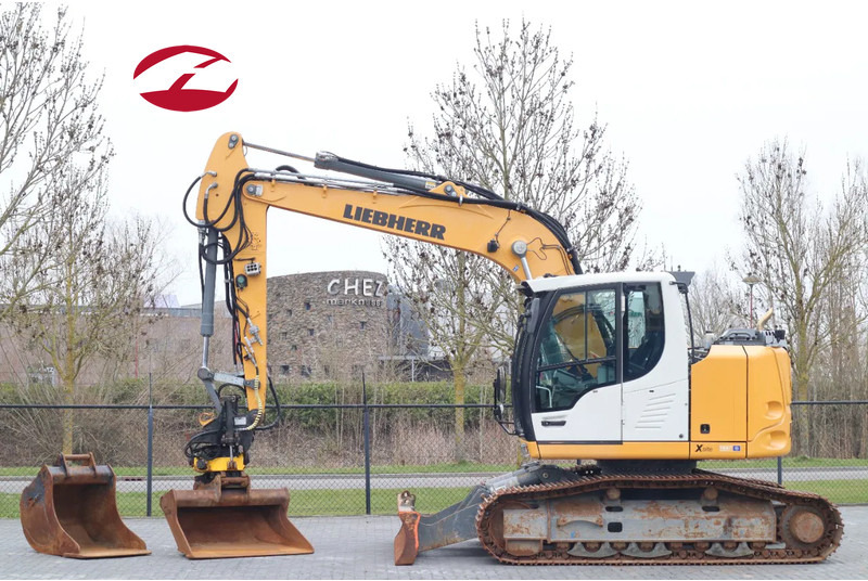 Liebherr R914 COMPACT STD | ROTOTILT | 2X BUCKET | DOZERBLADE - Гусеничный экскаватор: фото 1 Liebherr R914 COMPACT STD | ROTOTILT | 2X BUCKET | DOZERBLADE - Гусеничный экскаватор: фото 1