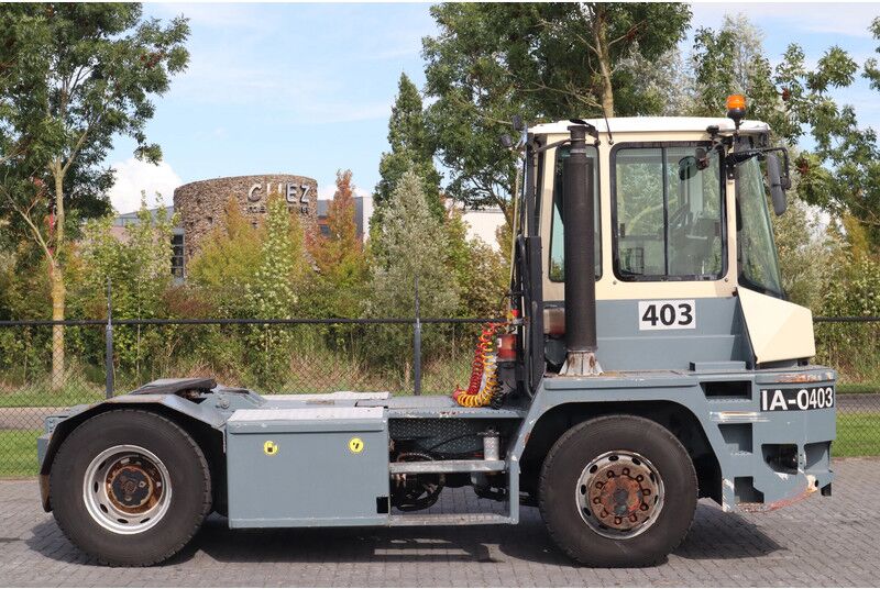 Mafi R332 | 4X4 | 32 TON | ROTATING SEAT - Терминальный тягач: фото 3 Mafi R332 | 4X4 | 32 TON | ROTATING SEAT - Терминальный тягач: фото 3