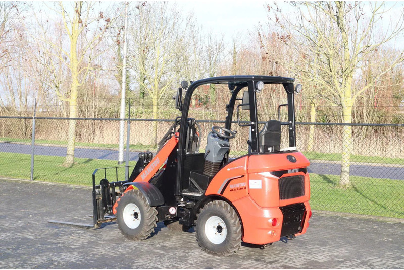 Manitou MLA 2-25 H | FORKS | QUICK COUPLER | NEW UNUSED - Колёсный погрузчик: фото 3 Manitou MLA 2-25 H | FORKS | QUICK COUPLER | NEW UNUSED - Колёсный погрузчик: фото 3