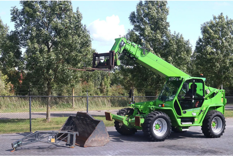 Merlo P40.17 PLUS | FORKS | JIB | BUCKET | GOOD TIRES - Телескопический погрузчик: фото 2 Merlo P40.17 PLUS | FORKS | JIB | BUCKET | GOOD TIRES - Телескопический погрузчик: фото 2