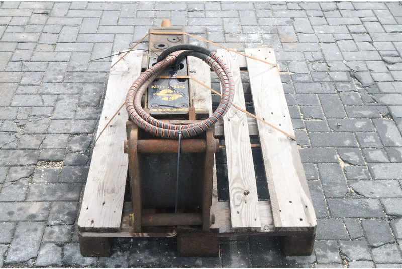 Навесное оборудование для Строительной техники Soosan SB30II TS-9 | S40 | 2.5 TO 4.5 TON | HYDRAULIC BREAKER: фото 8 Навесное оборудование для Строительной техники Soosan SB30II TS-9 | S40 | 2.5 TO 4.5 TON | HYDRAULIC BREAKER: фото 8