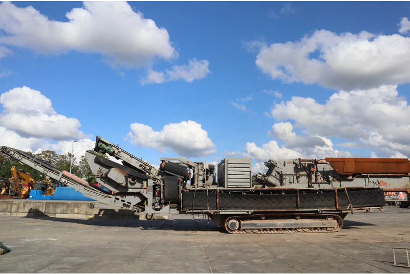 SBM REMAX 1218 E/D | REMOTE | CRUSHER | INCL. PARTS CONTAINER - Мобильная дробилка: фото 2 SBM REMAX 1218 E/D | REMOTE | CRUSHER | INCL. PARTS CONTAINER - Мобильная дробилка: фото 2