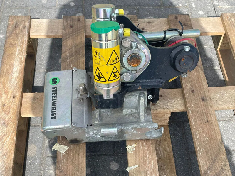 STEELWRIST TMX S30 -180HA | TILT QUICKCOUPLER | TILTING COUPLER | NEW - Тилтротатор для Строительной техники: фото 2 STEELWRIST TMX S30 -180HA | TILT QUICKCOUPLER | TILTING COUPLER | NEW - Тилтротатор для Строительной техники: фото 2