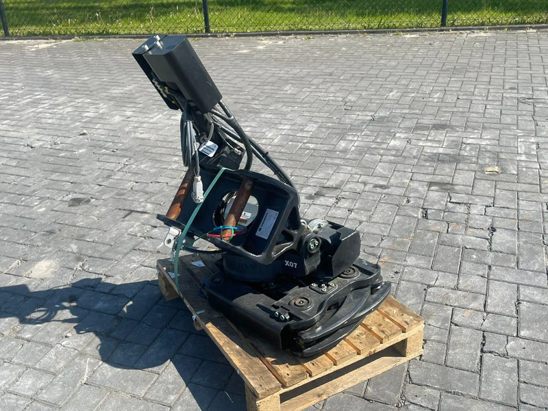 STEELWRIST X07 S40 GR FPH GEN 2 | S40 | GRIPPER | NEW / UNUSED - Тилтротатор для Строительной техники: фото 3 STEELWRIST X07 S40 GR FPH GEN 2 | S40 | GRIPPER | NEW / UNUSED - Тилтротатор для Строительной техники: фото 3