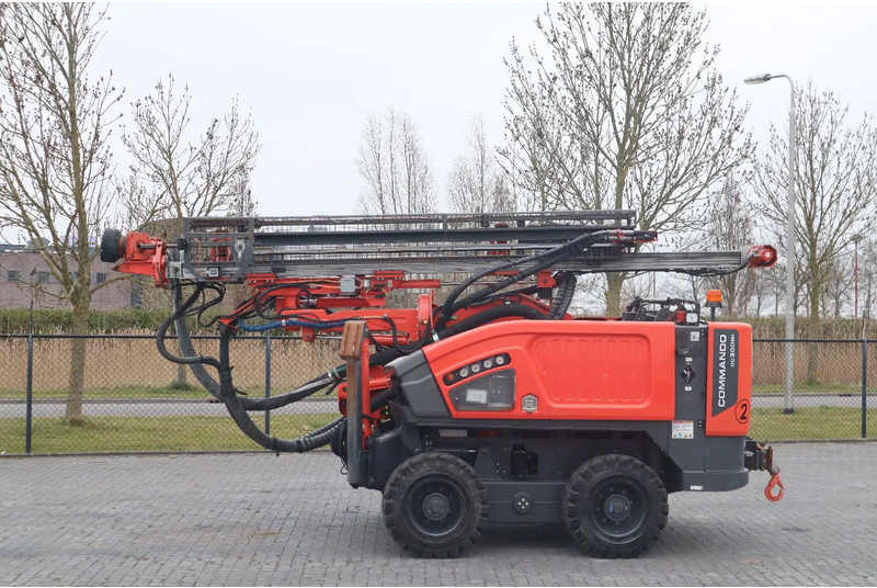 Sandvik 2 PIECES COMMANDO DC 300 RI S5 | ONLY 470 DRILLING HOURS - Буровая машина: фото 4 Sandvik 2 PIECES COMMANDO DC 300 RI S5 | ONLY 470 DRILLING HOURS - Буровая машина: фото 4
