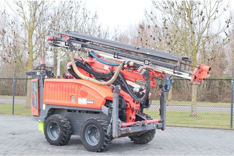 Sandvik COMMANDO DC130 Ri | SURFACE DRILLING RIG | REMOTE - Буровая машина: фото 5 Sandvik COMMANDO DC130 Ri | SURFACE DRILLING RIG | REMOTE - Буровая машина: фото 5