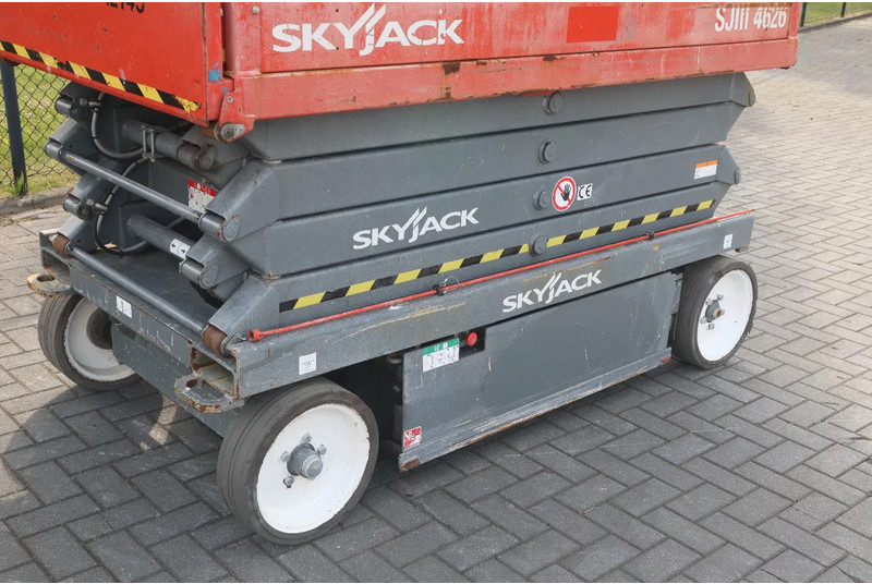 Ножничный подъемник Skyjack SJ III 4626 | 9.75 METER | 454 KG: фото 10