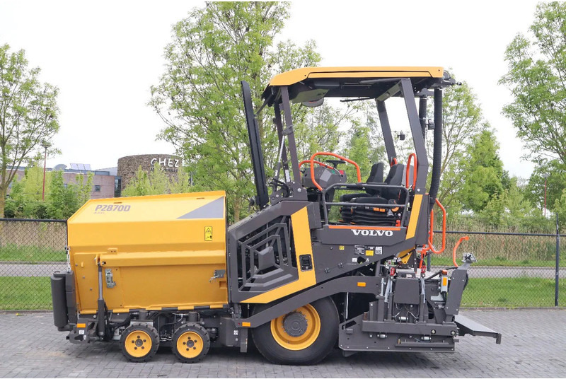 Volvo P2870 D ABG | ASPHALT PAVER | NEW / UNUSED | BOMAG BF300 - Асфальтоукладочная техника: фото 1 Volvo P2870 D ABG | ASPHALT PAVER | NEW / UNUSED | BOMAG BF300 - Асфальтоукладочная техника: фото 1