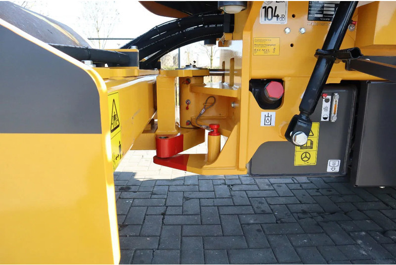 Комбинированный каток Volvo SD75B | SD 75 B | NEW / UNUSED | 1 YEAR WARRANTY: фото 11 Комбинированный каток Volvo SD75B | SD 75 B | NEW / UNUSED | 1 YEAR WARRANTY: фото 11