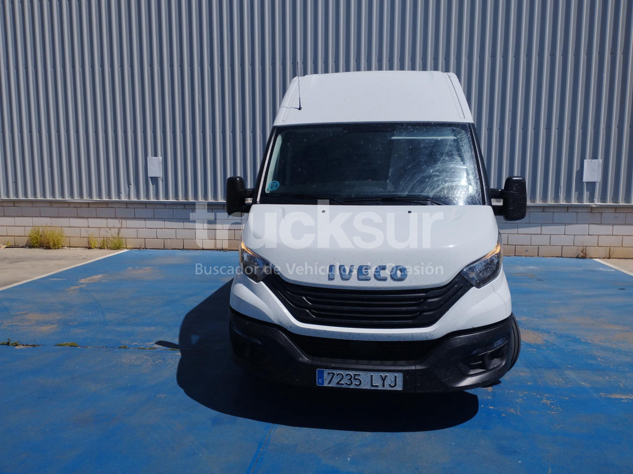 IVECO DAILY 35S16 F 12M3 - Малотоннажный фургон: фото 3 IVECO DAILY 35S16 F 12M3 - Малотоннажный фургон: фото 3