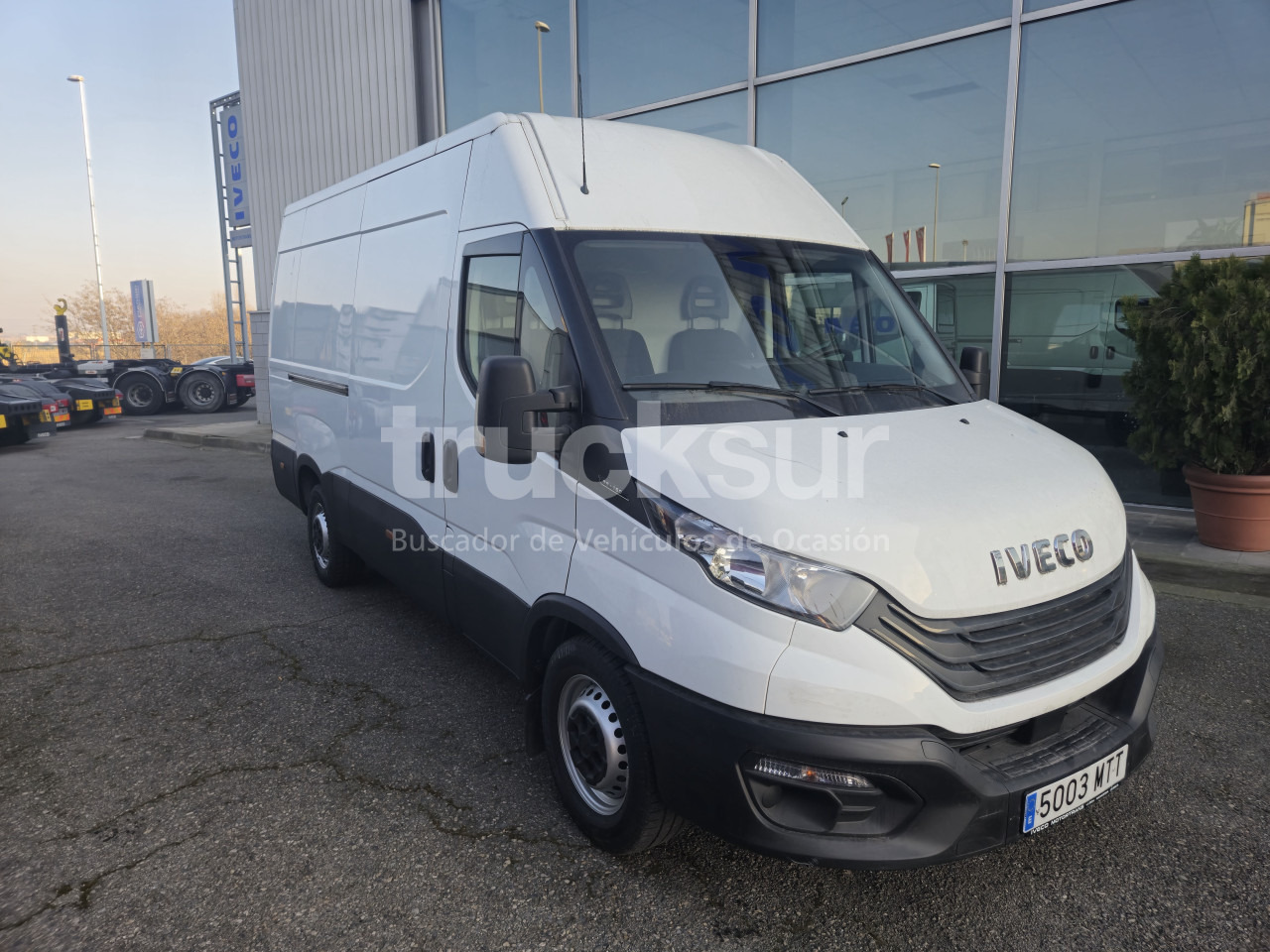 IVECO DAILY 35S16V 12M3 - Малотоннажный фургон: фото 3 IVECO DAILY 35S16V 12M3 - Малотоннажный фургон: фото 3
