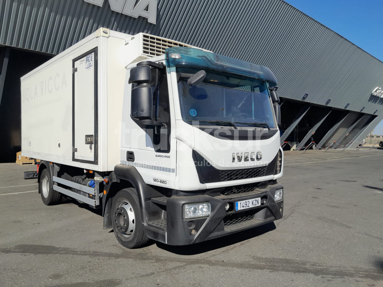 IVECO ML120E22 FRC-X - Грузовик с закрытым кузовом: фото 1 IVECO ML120E22 FRC-X - Грузовик с закрытым кузовом: фото 1