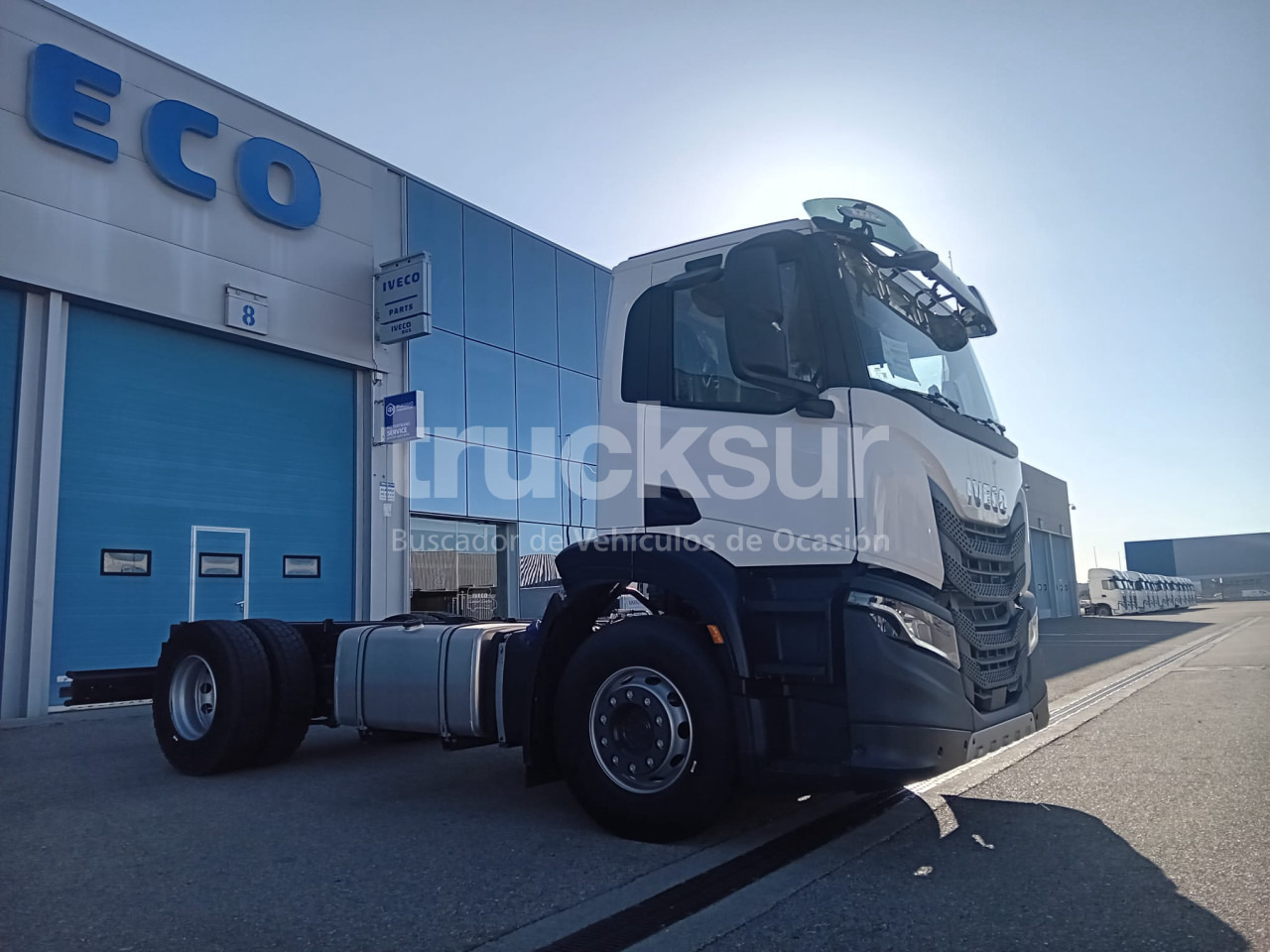 IVECO X-WAY 420 - Грузовик-шасси: фото 2 IVECO X-WAY 420 - Грузовик-шасси: фото 2