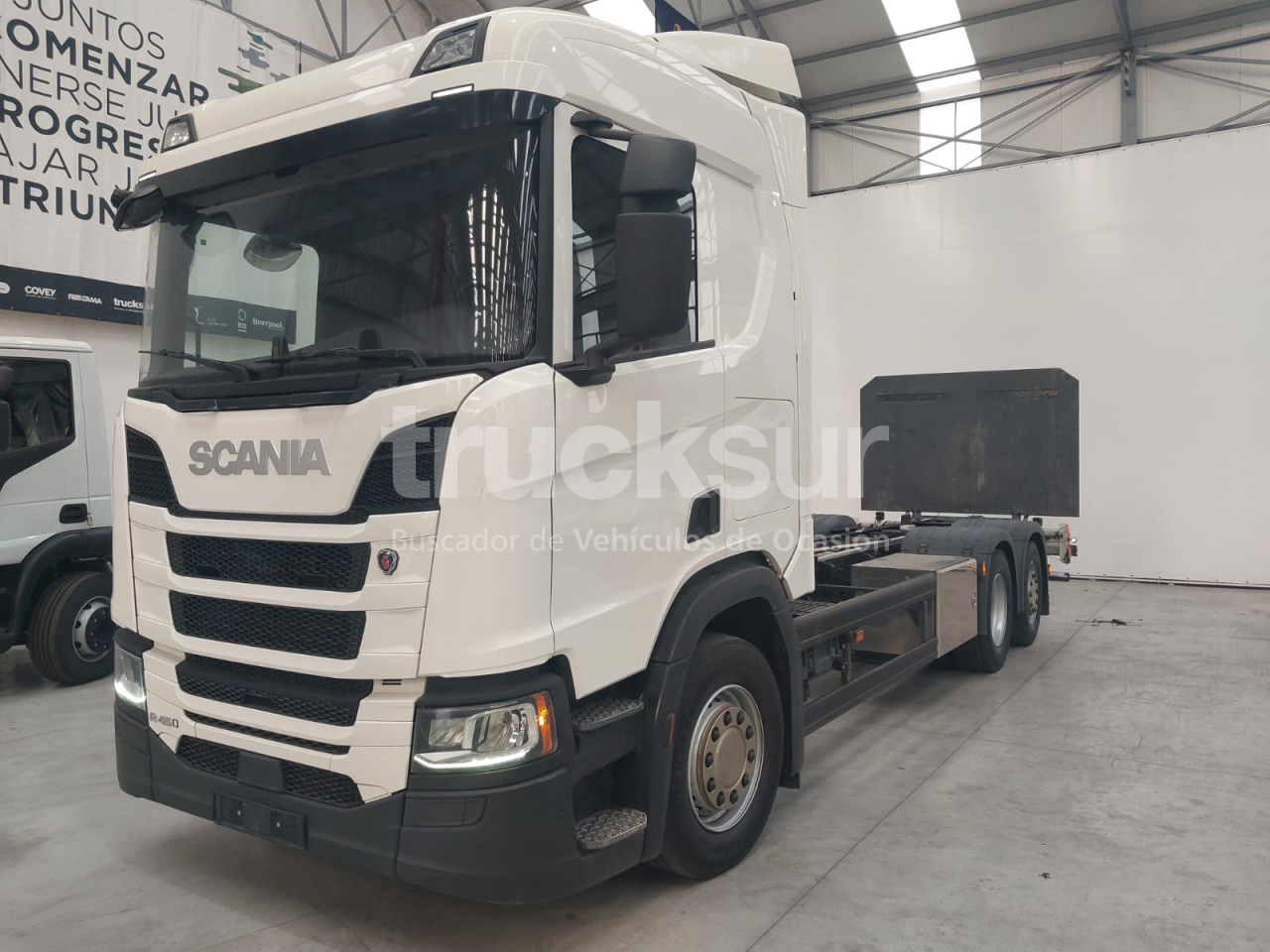 SCANIA R450.26 ejes 6x2*4 - Грузовик-шасси: фото 2 SCANIA R450.26 ejes 6x2*4 - Грузовик-шасси: фото 2