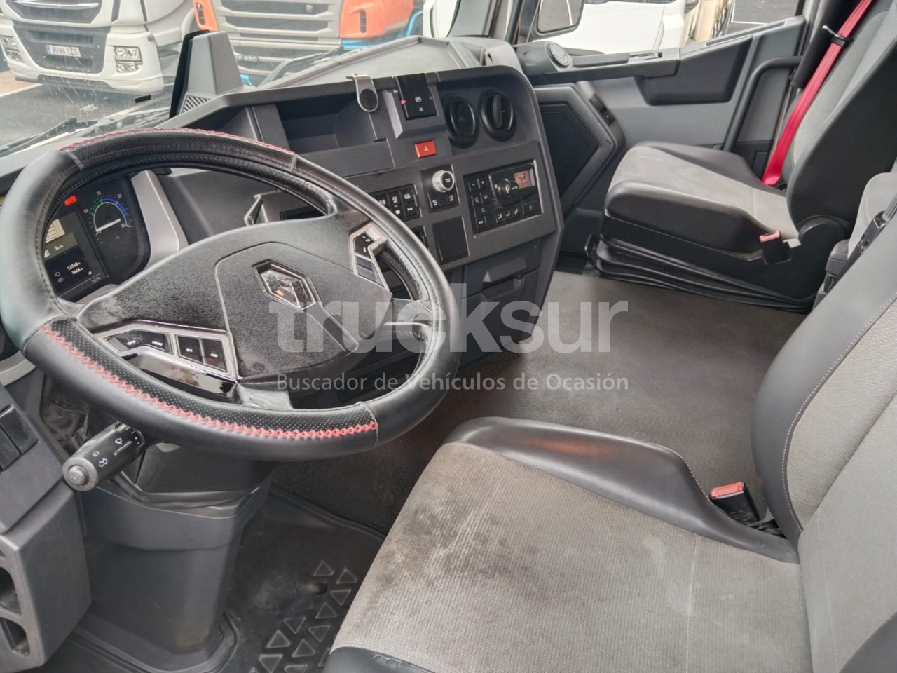 Тягач RENAULT T480 SLEEPER CAB: фото 24