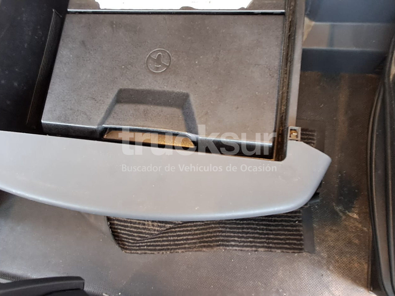 Тягач RENAULT T520: фото 12